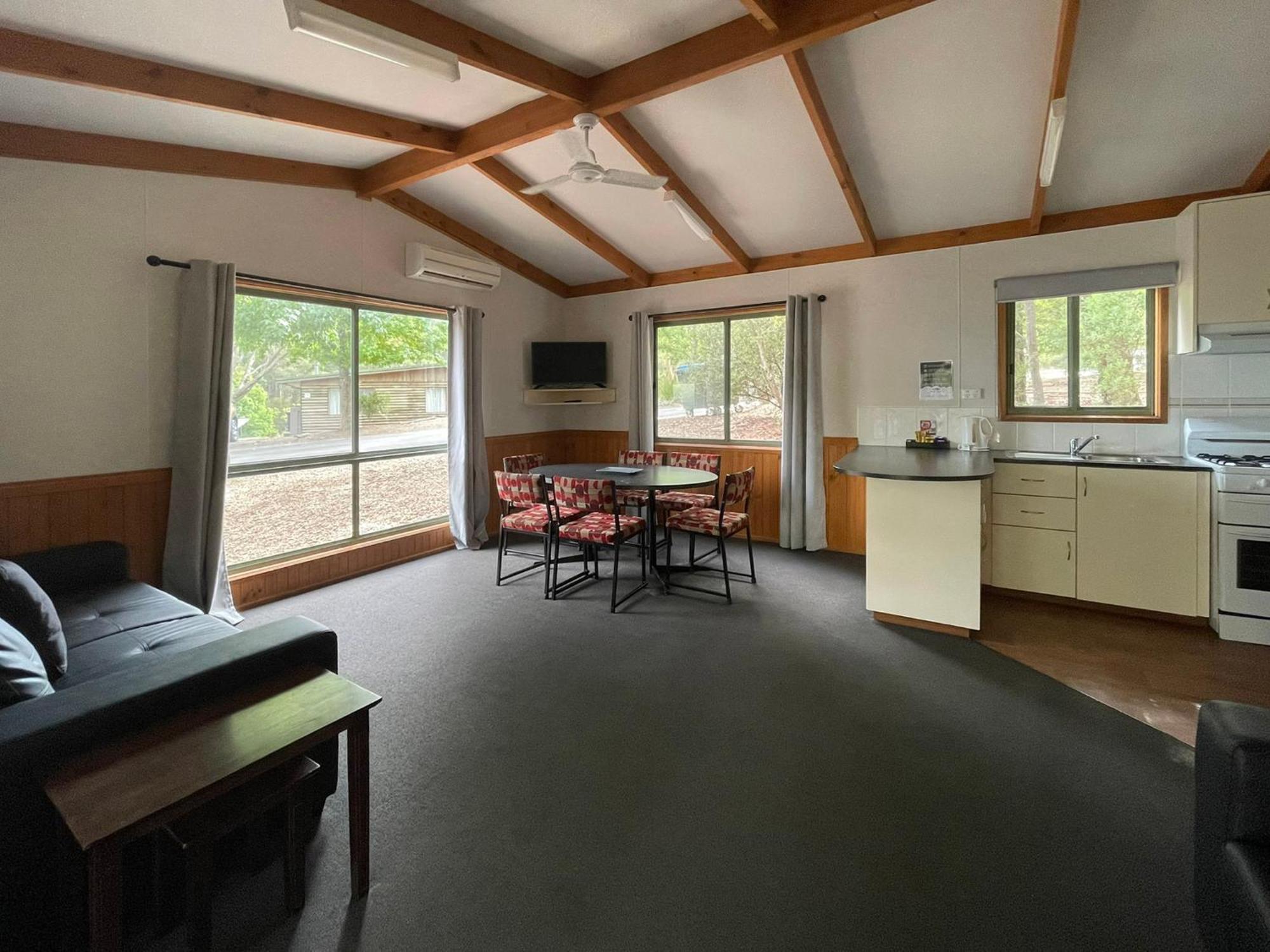 Big4 Yarra Valley Park Lane Holiday Park Хилсвилл Экстерьер фото